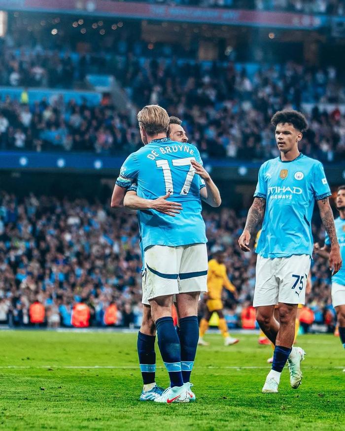 德布劳内巅峰对决，梅西与80激战FPX分钟，挺进下一轮胜负难料！的简单介绍