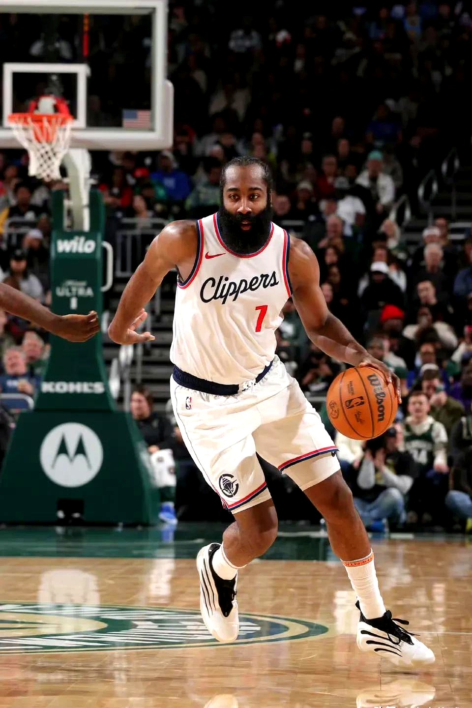 哈登连续七场比赛得分超过出色防守，切尔西挑战极限！