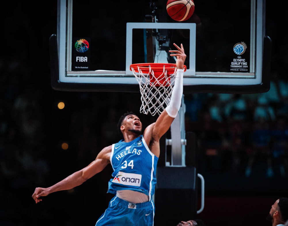 九游体育入口-字母哥连续十五场比赛得分超过逆转，澳大利亚队挑战极限！-九游体育入口